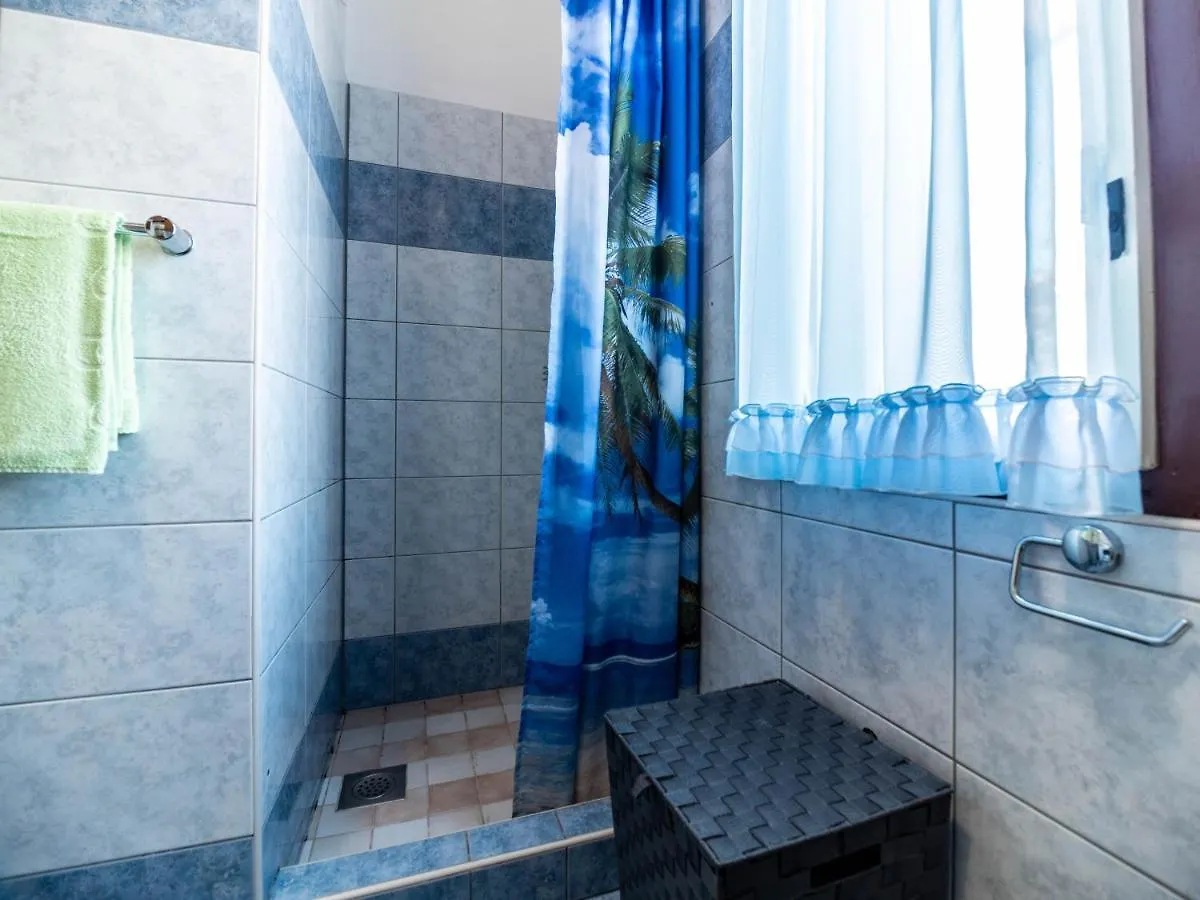 Vacation Apartment With Pool Loborika Croatia